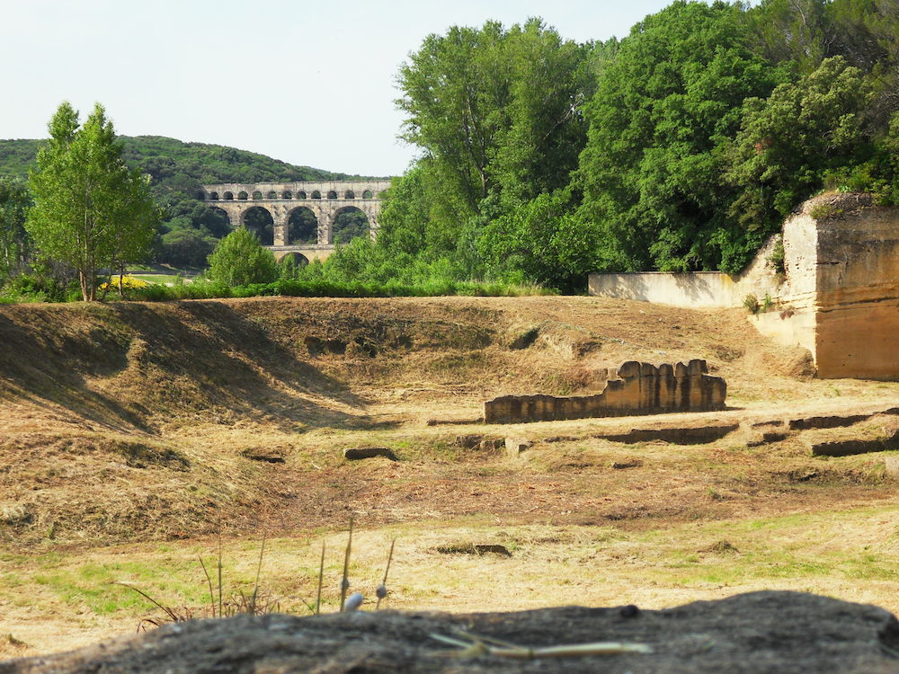 pont gard carriere estel